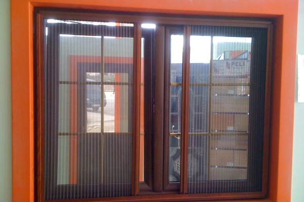 Adana Sineklik Firması | Kapı & Pencere Sineklik Sistemleri